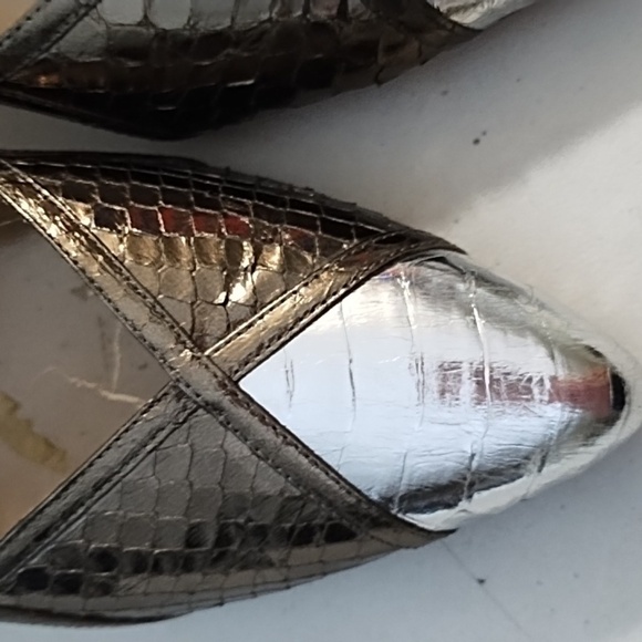 Naturalizer 8N Gold Silver Bronze Snake Imprinted Leather Upper Heeled Shoes - Picture 13 of 16